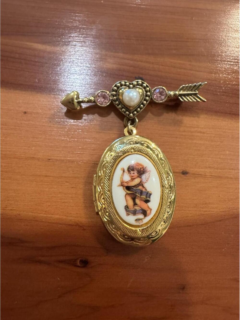 Vintage Avon Cherished Moments Pin Brooch Heart & Arrow w/ Dangling Cupid Locket